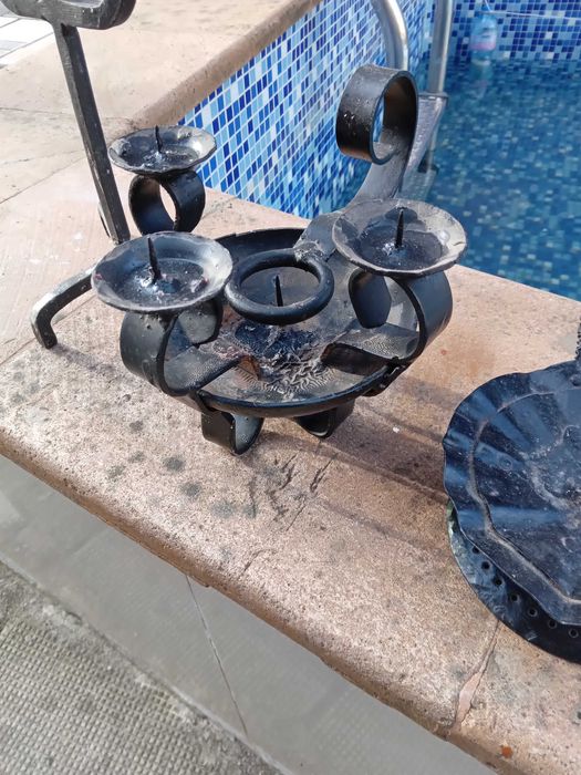 Продавам Свещници от ковано желязо