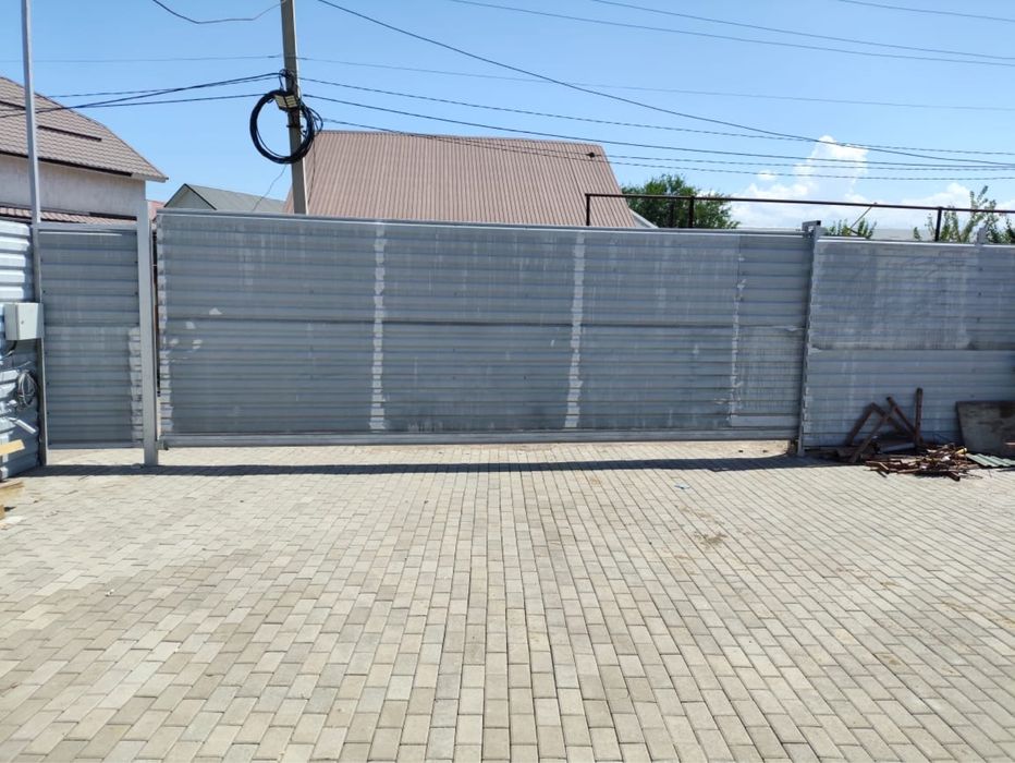 Сдам в вренду  отапливаемый ангар