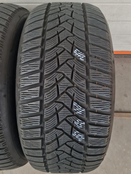 Зимни гуми 2 броя DUNLOP WinterSport5 225 55 R16 дот 3119