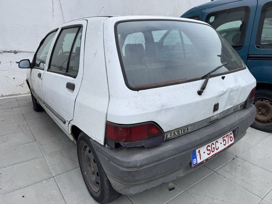 Renault Clio 1.2i 58hp 1991г На Части