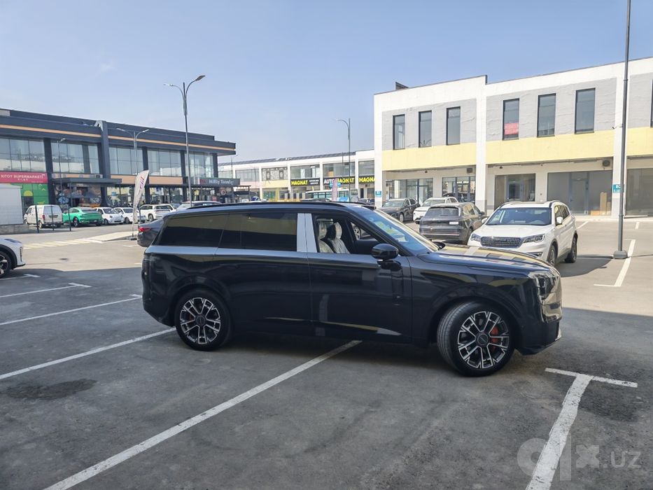 Lynk & Co 900 2.0 Turbo 2025