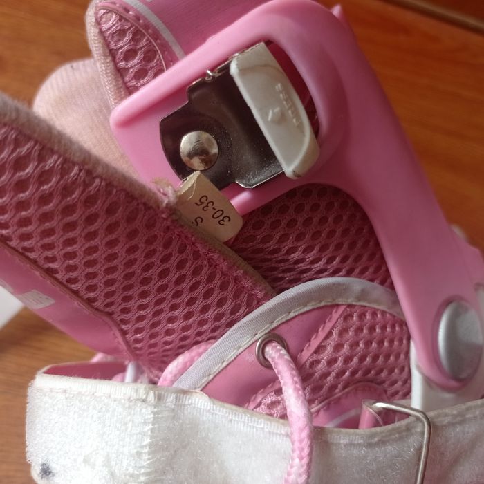 Продам детские коньки