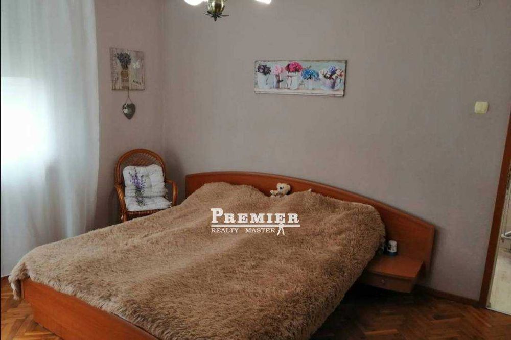 Продава се Къща в с. Кошарица, Област Бургас - 350 кв.м за 858 €/кв.м - Снимка #4