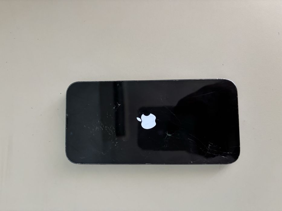 Iphone 13 Pro запазена батерия