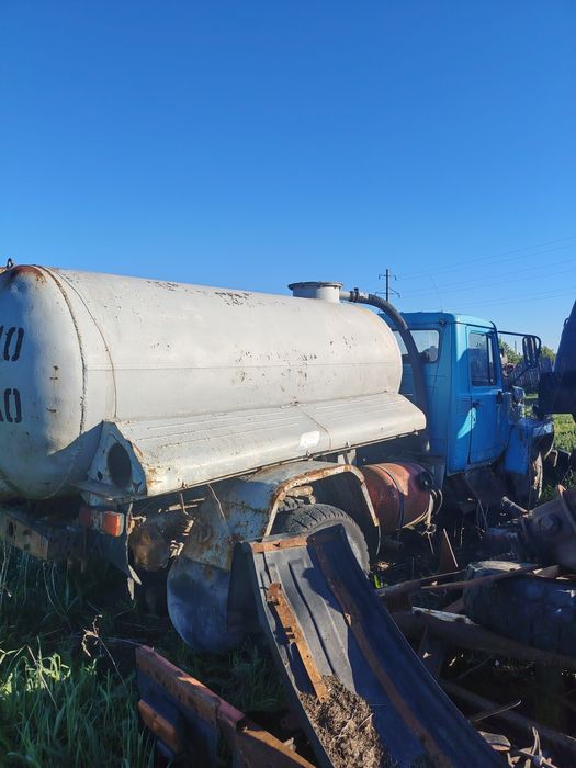 Продам ассенизатор газ 3307