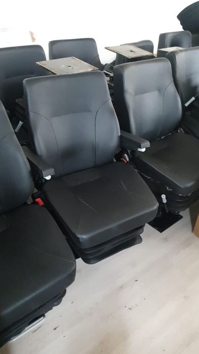 Scaune Excavatoare sau Buldoexcavatoare