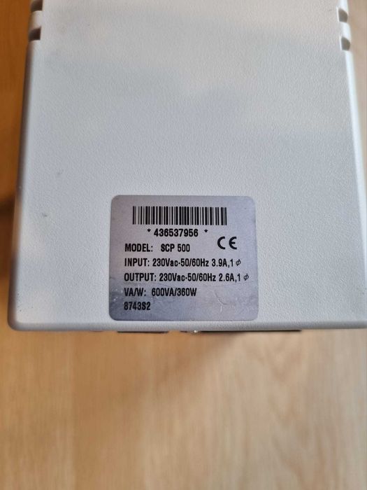 Ups Smart Centra 600VA/360W