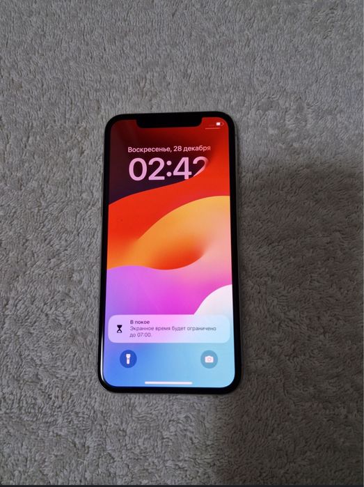 Iphone 11pro xolati ideal