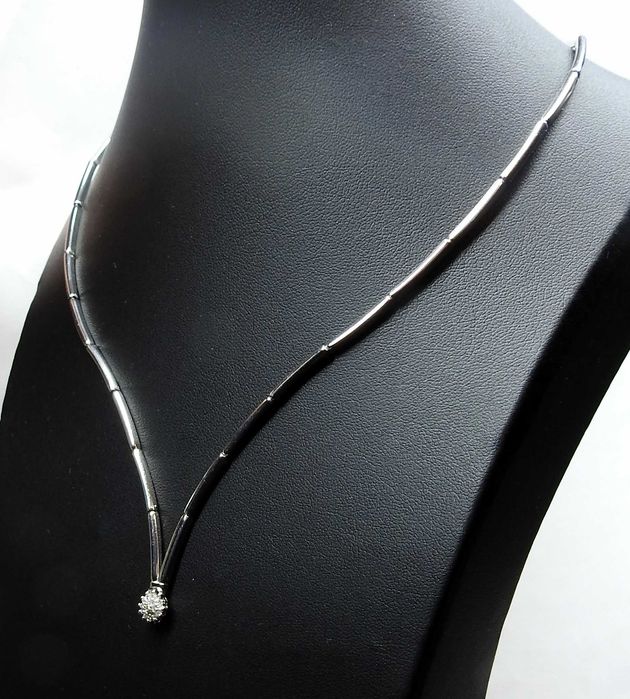 Колие бяло злато с диаманти