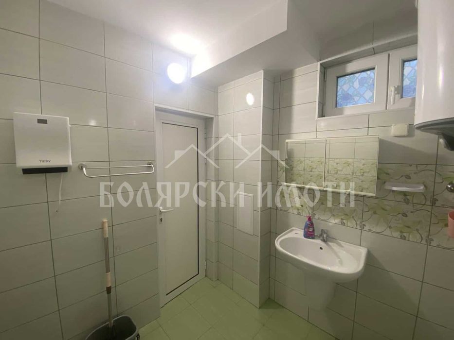 Продава се Тристаен апартамент в Велико Търново, Акация - 130 кв.м за 687 €/кв.м - Снимка #14