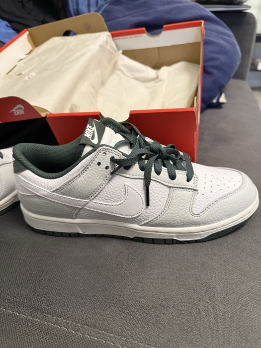 Sneakers/Adidasi Nike Dunk Low Retro SE, marime 42.5