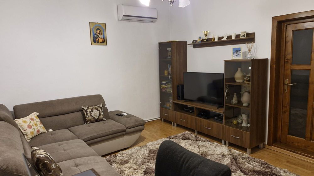 VÂND CASĂ MOBILATĂ SI  UTILATĂ COMPLET .  TEREN 2880mp. Localitatea Firiteaz ,Comuna  Șagu. Județul Arad