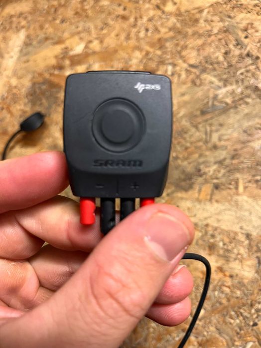 SRAM eTap AXS Blip Box и SRAM eTap Blips Shifters 2x11/12