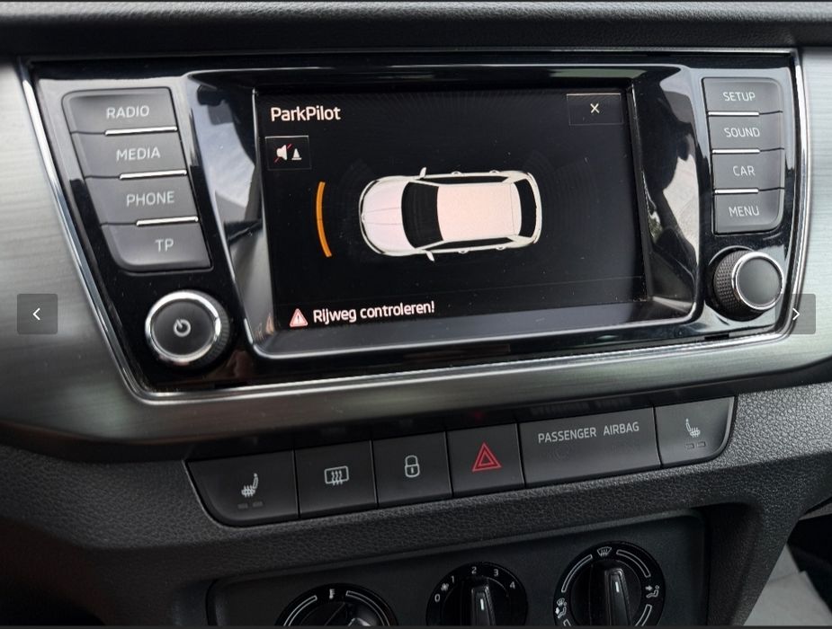 SKODA Fabia 2015 — imagine 5