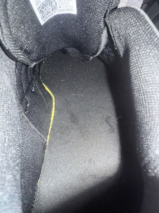 Adidas Courtblock | Черни | Перфектно състояние №46