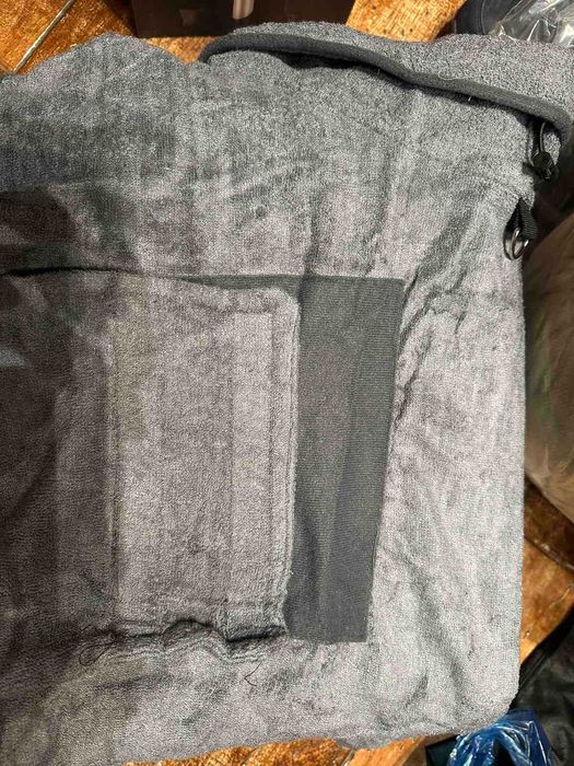 Легло за кучета на FURTIME - 63 x 53 x 20 cm. + Подаръци