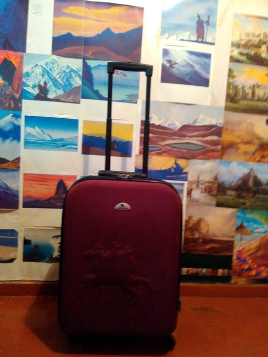 Чемодан.Новый .Фирменный .