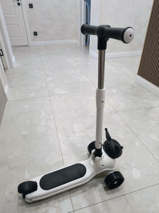 Самокат детский новый