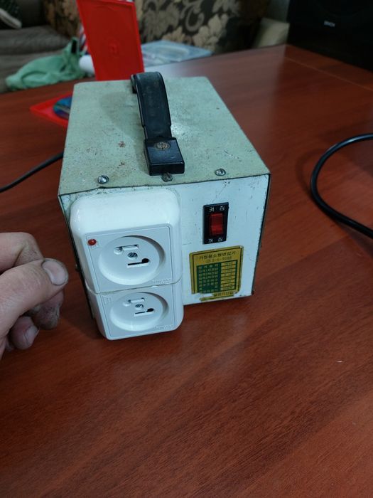 Продам блок питания с 220 на 100 (110) вольт