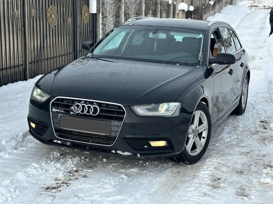 Audi A4 B8.5 S-LINE 2.0TDI 150C.P FULL LED Automat 8+1