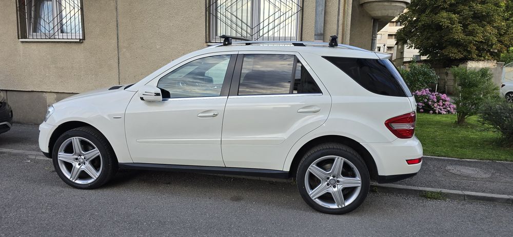 MERCEDES-BENZ ML-Class 2012 — imagine 3