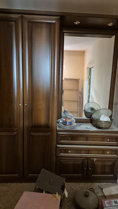 Прихожая хорошего качества.