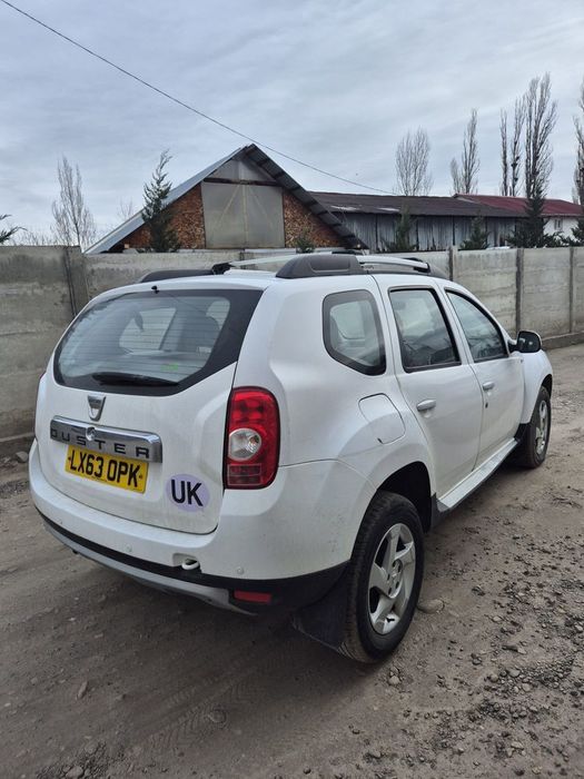 dezmembram dacia duster 2013 1.5 dci 4x2 capota fata /bara fata/ aripa
