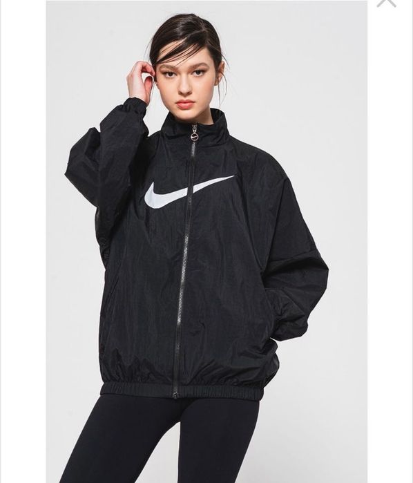 Nike M Nike M nike
