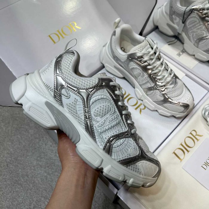 Adidasi Dior Crono piele naturala premium prezentare completa