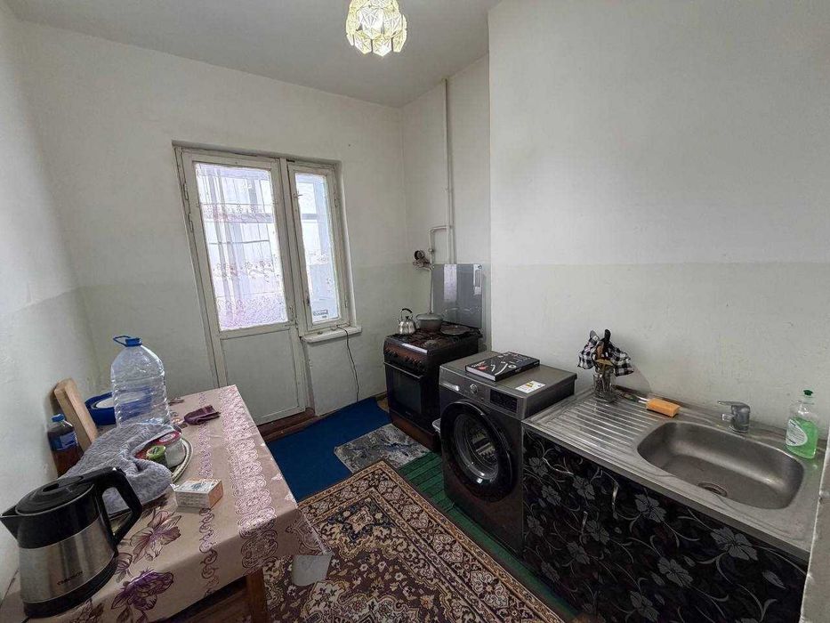 Продаётся 2х комн квартира на 4 этаже Ор-р  Шарк 1 Айша Халал