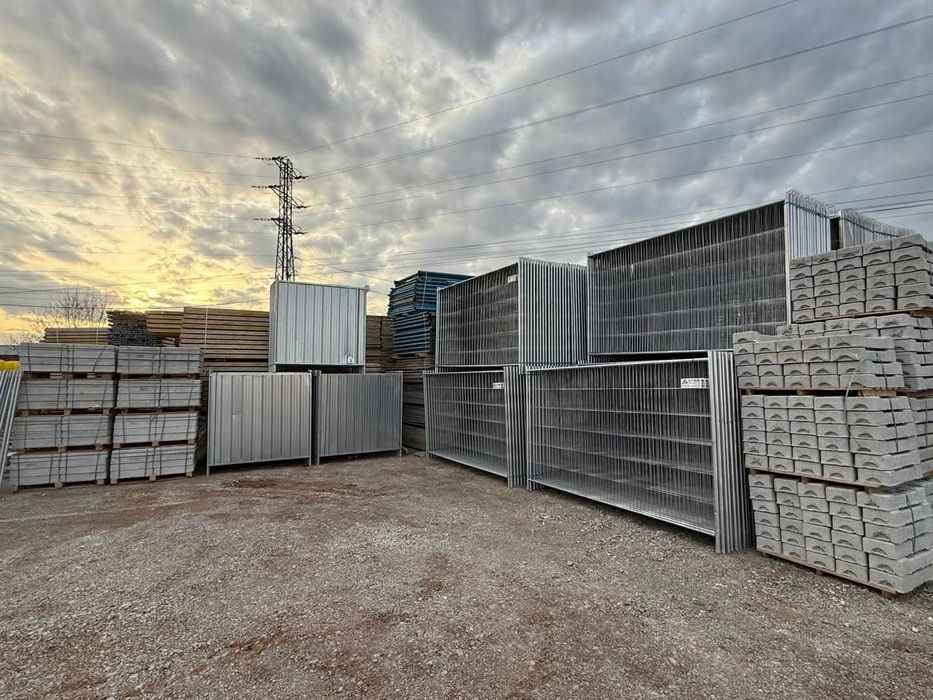 Ограда и кофражи