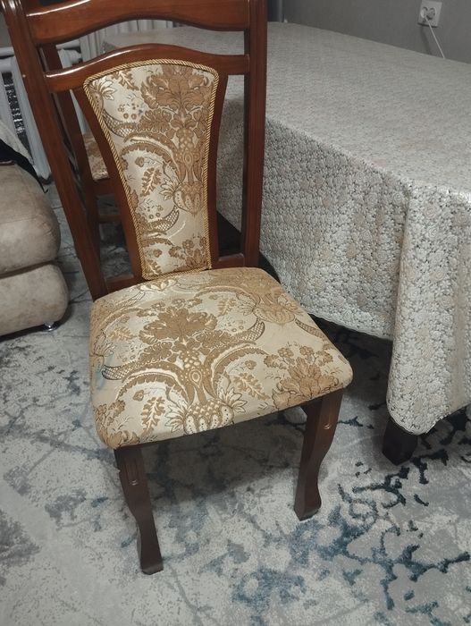 Продам стол со стульями
