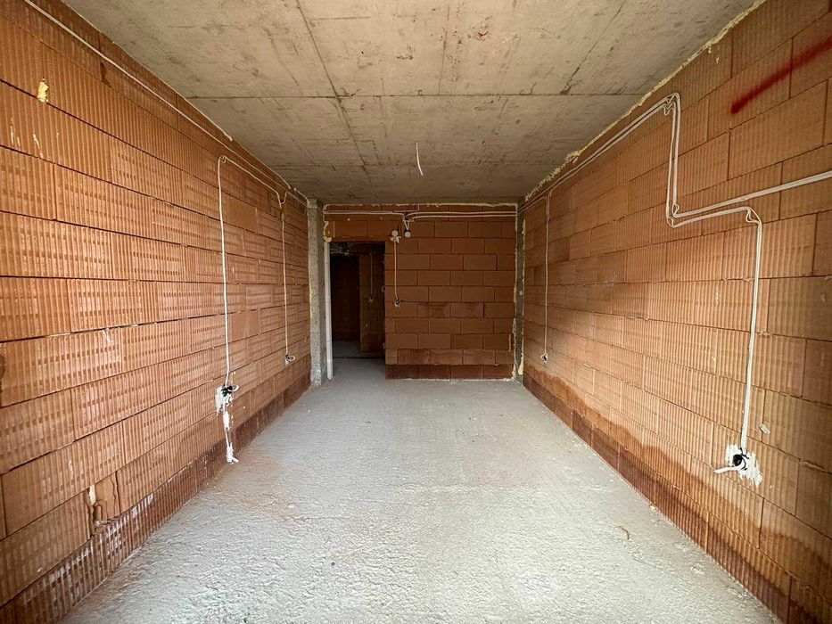 Продава се Двустаен апартамент в Пловдив, Кючук Париж - 65 кв.м за 1170 €/кв.м - Снимка #1