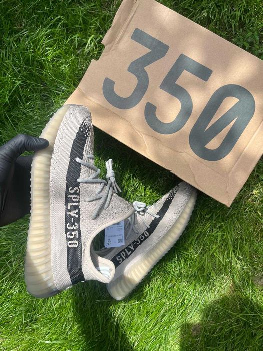 yeezy boost 350 beige