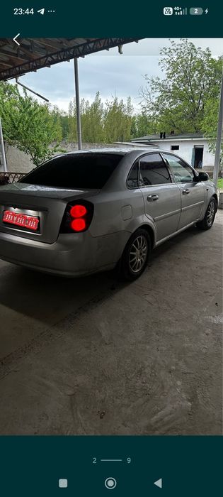 Lacetti sotiladi