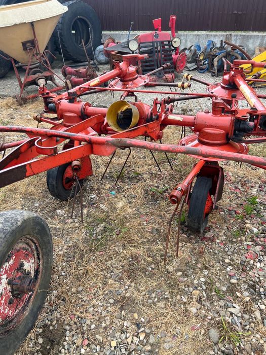 Masina de imprastiat fan