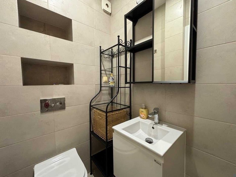 Дава се под наем Двустаен апартамент в София, Център - 65 кв.м за 561 € - Снимка #5