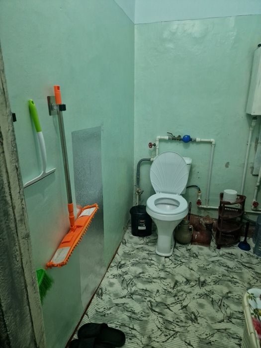 Продаётся своя квартира центре. Чирчик. Суперлокация