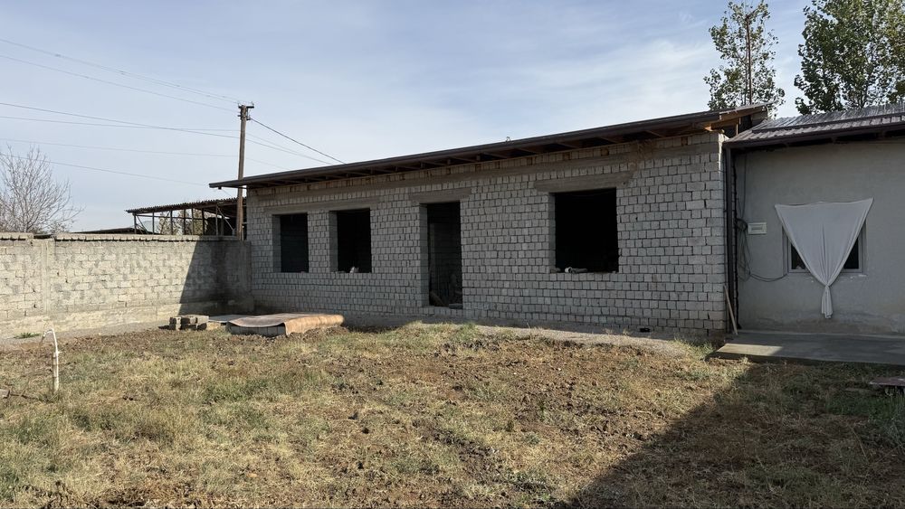 Yengi toshkenda uy sotlad