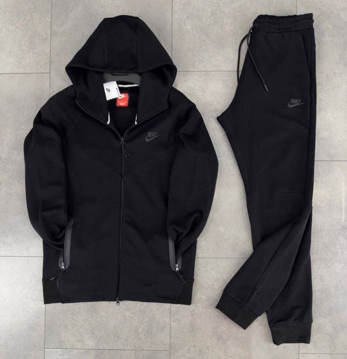 Trening Nike Tech Black