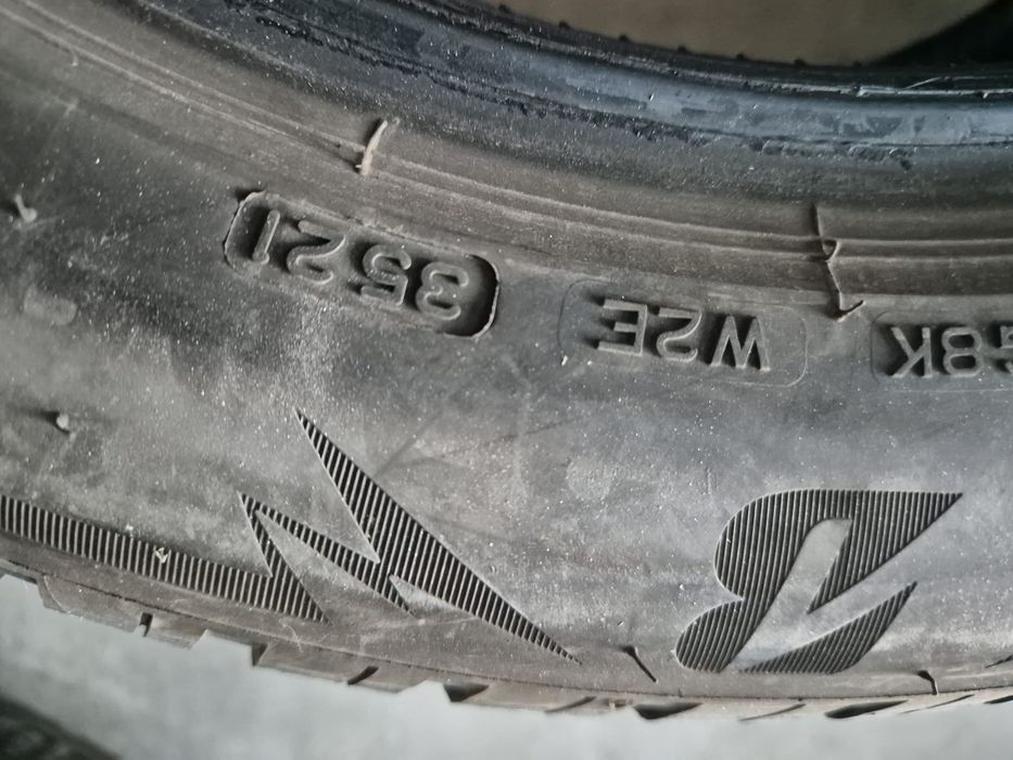 4 anvelope iarna Bridgestone 205 55 16 stare buna