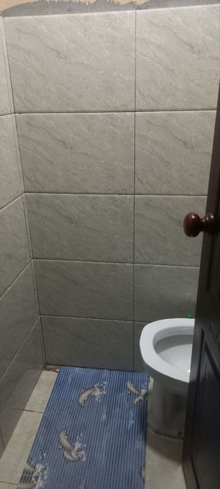 Srochno uy sotiladi hamma waroit bor