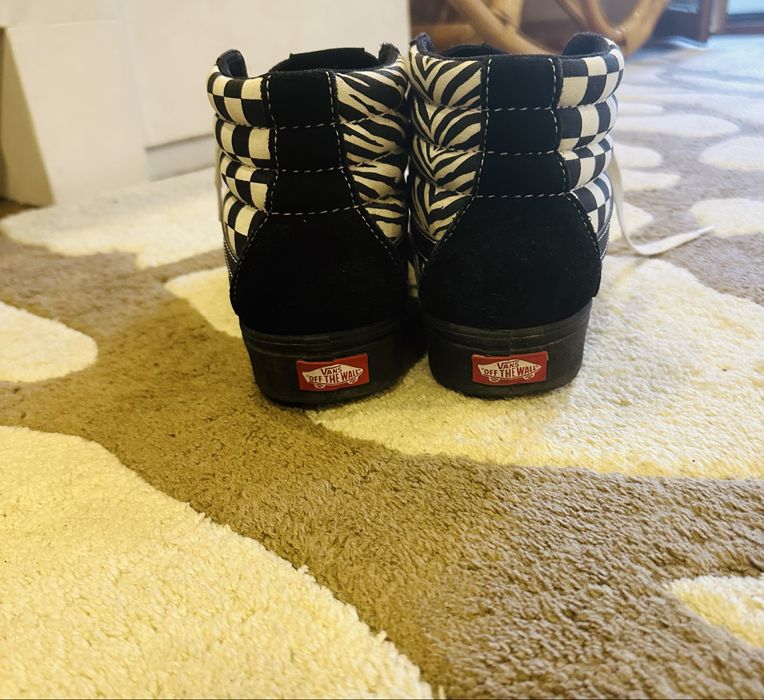 VANS кецки номер 40.5 , стелка 26см