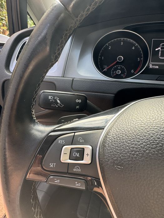Volkswagen Golf 7 1.6 TDI DSG