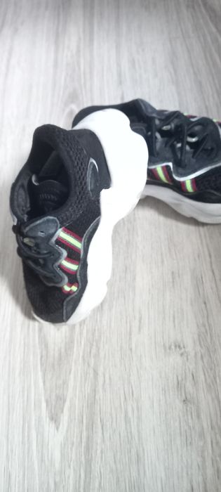 Кроссовки Адидас