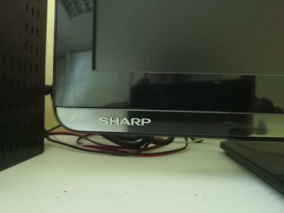 Sharp Aquis LC-22LE320E-8K
