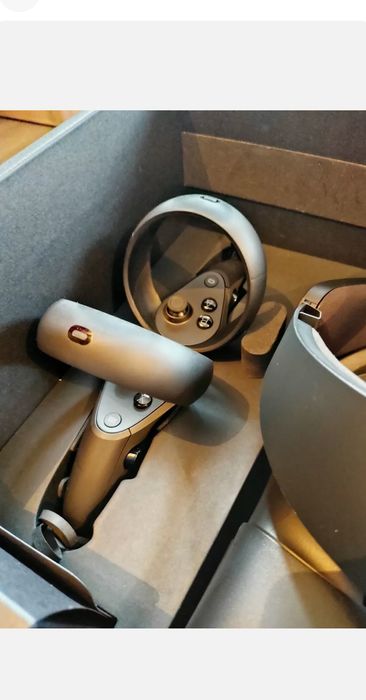 Свалени от витрина нови Очила за виртуална реалност Oculus Rift S