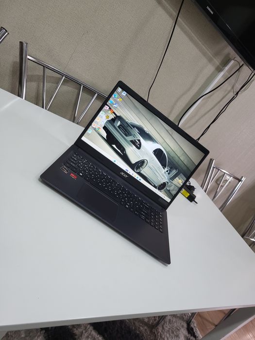 Ноутбук Acer мощный современный