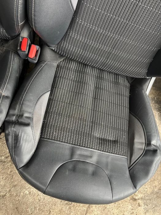 Салон за Пежо Peugeot 2008 кожа и плат ном 800