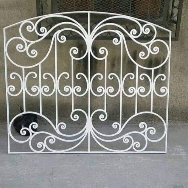 Изработка на решетки и парапети от ковано желязо